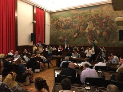 Contin�a la emergencia econ�mica de Tagliaferro en Mor�n