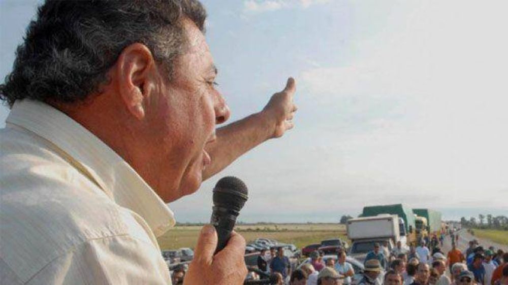 Piquetes: Solanas pregunta a Macri si le hubiese aplicado el protocolo a De Angeli