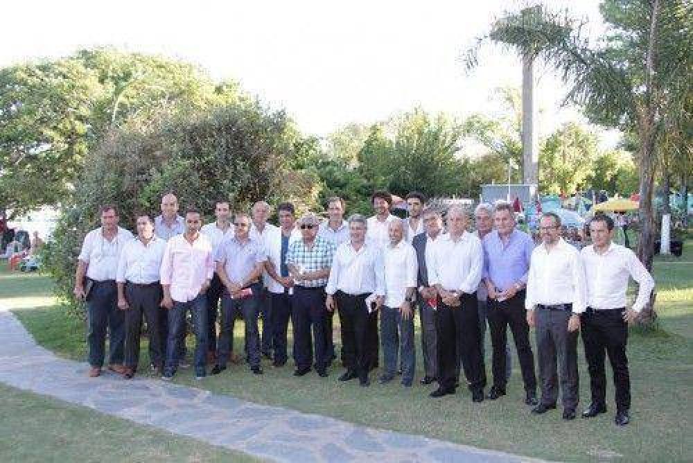 Van a ingresar a los municipios los fondos del endeudamiento provincial