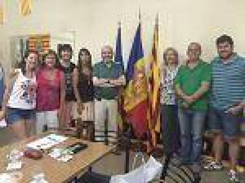 La Plata: Casal Catal�n recibi� a autoridades municipales