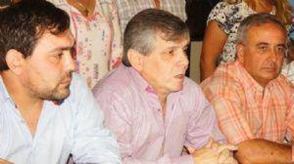 Se construir�n 27 cuadras de cord�n cuneta y 2 salones de usos m�ltiples