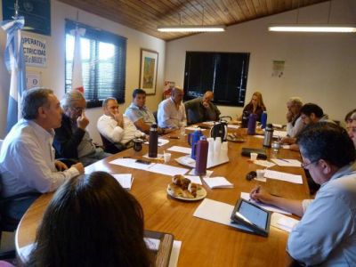 Se reunieron para analizar en la CEB el r�gimen de tarifa social y crisis gas�fera