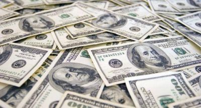 El d�lar cotiza estable a $ 15,26