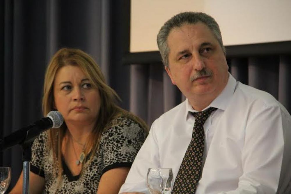 �Hacemos un gran esfuerzo honrando siempre el derecho a la Educaci�n�, dijo Passalacqua