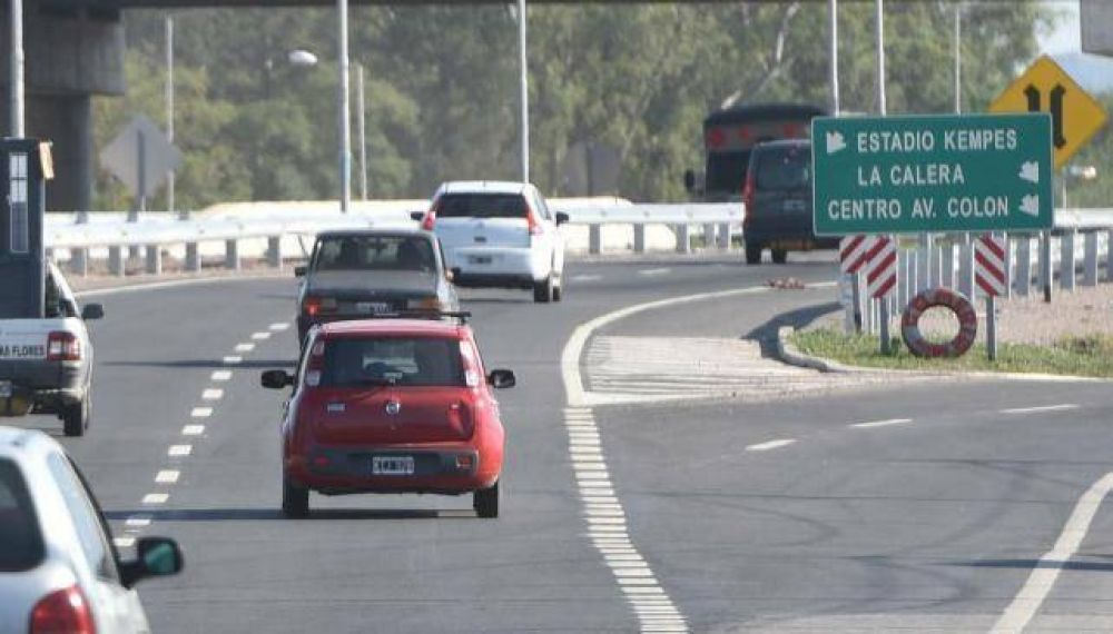 Tropez�n: a falta de pasarelas, instalan sem�foros