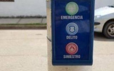 Oficializaron colocaci�n de botones antip�nicos en Z�rate