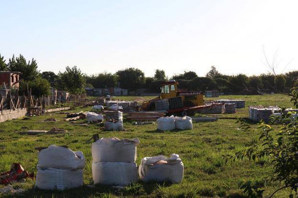Esperan que act�e la Justicia por construcciones en Parque Pereyra