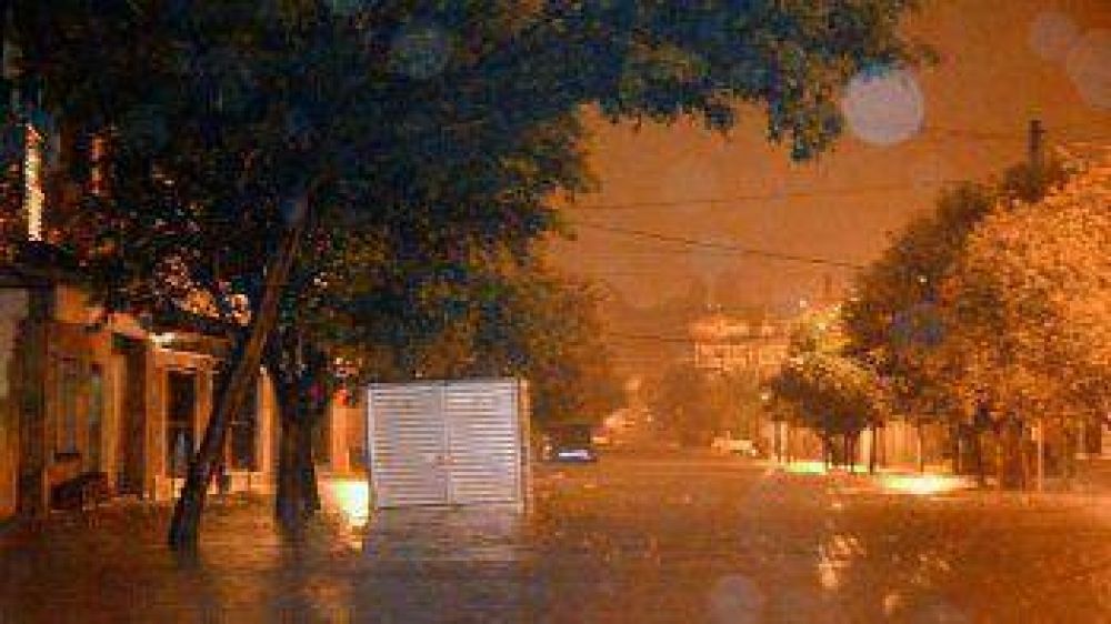 Inundaciones en Salta tras una fuerte tormenta