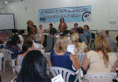 Los maestros, entre rechazar con paros de 48 y 72 horas o aceptar