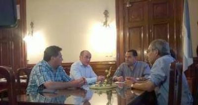 Los docentes tucumanos esperan que el PE haga una oferta real salarial