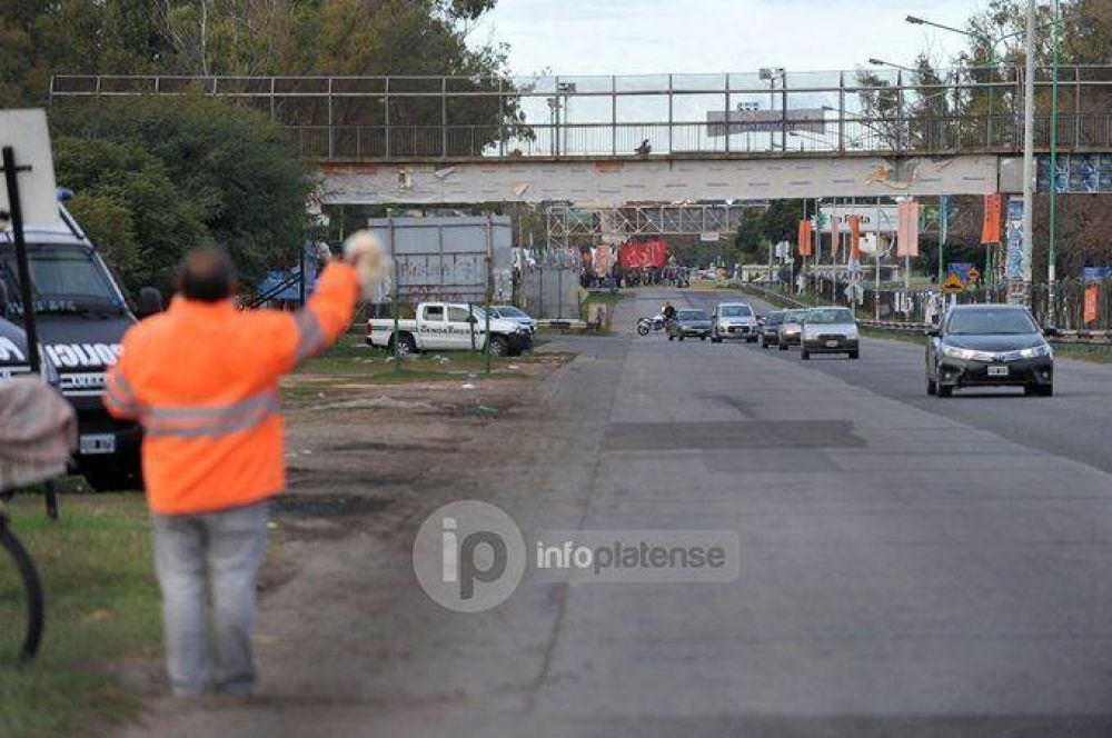 Anuncian la construcci�n de la �Autopista Ribere�a� que conecta la Illia con La Plata