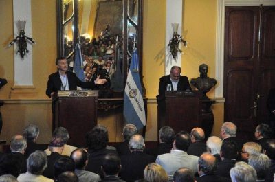 Colombi dijo que �esperaban ansiosos� la visita presidencial