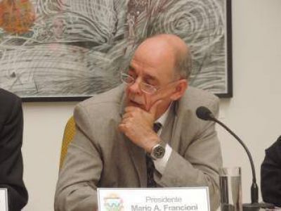 Francioni ratific� que quiere un di�logo permanente con el Ejecutivo municipal