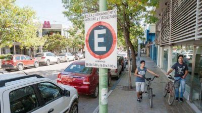 El estacionamiento pago ya genera bronca y pol�mica