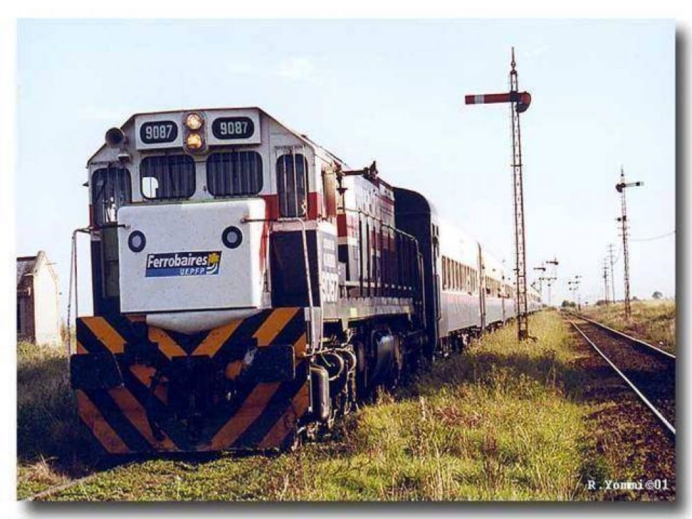 Juntan firmas por el tren de pasajeros