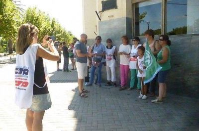 SUTEBA, CTA Y ATE: 'Nos manifestamos para que no criminalicen la protesta y por la paritaria nacional docente'