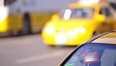 Taxistas izan el precio a la bajada de bandera