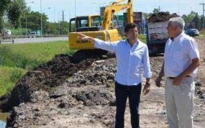 Posse visit� las obras del nuevo reservorio en el bajo Boulogne