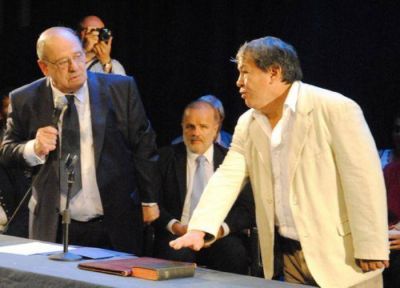 Daniel Sosa: ��D�nde est� H�ctor �Toty� Flores?, un ��oqui� que gana m�s de $ 70.000�