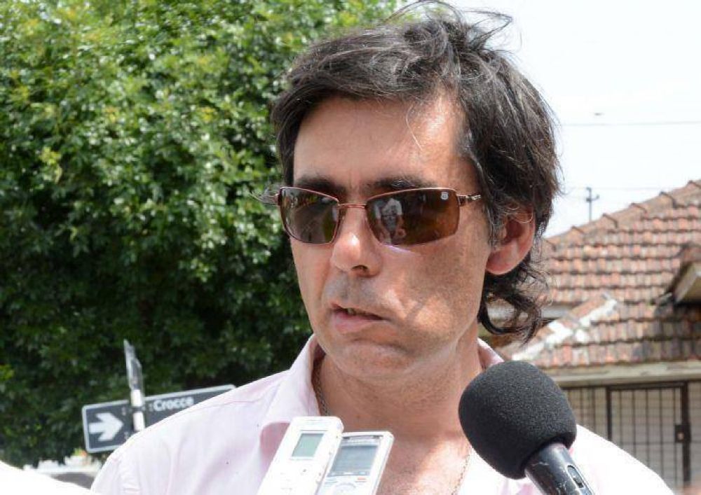 En medio de un esc�ndalo, Miguel �ngel Guzm�n renunci� al EMVIAL