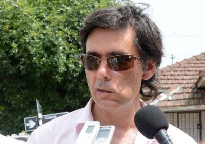 En medio de un esc�ndalo, Miguel �ngel Guzm�n renunci� al EMVIAL