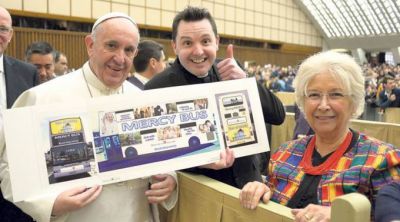 Bus de la misericordia: Proyecto para las periferias espirituales bendecido por el Papa