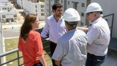 Vidal visit� viviendas del plan Procrear en Ezeiza