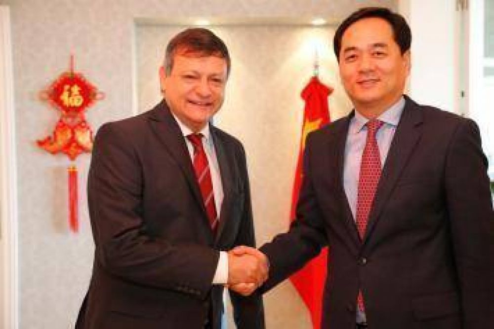 Peppo y el embajador chino proyectan afianzar lazos comerciales y polticos