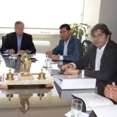 Casas sin medias tintas. Tild� de �injusto� el tarifazo en La Rioja
