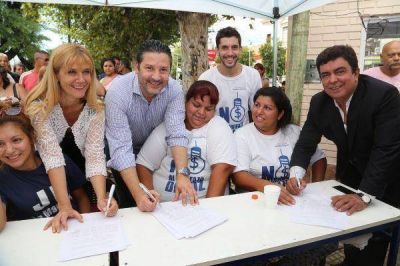 Peronismo, tarifazo y junta de firmas