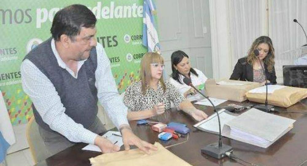 Provincia construir� 25 escuelas m�s