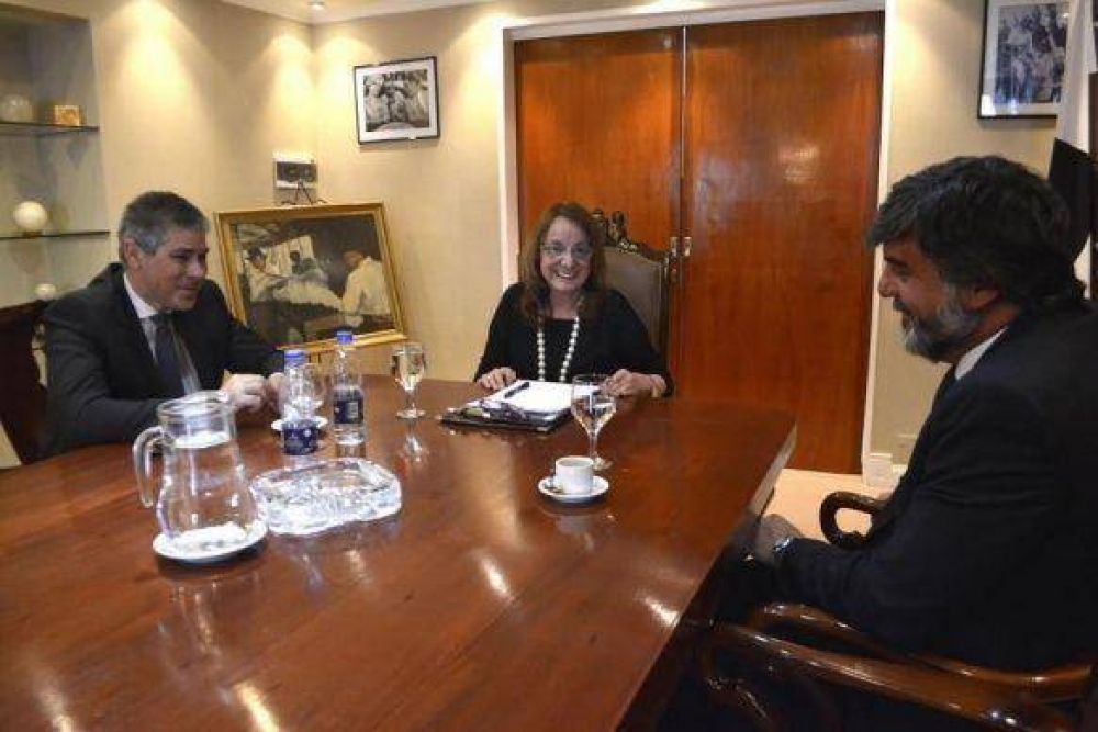 Gardonio: �El pueblo santacruce�o pide madurez pol�tica�