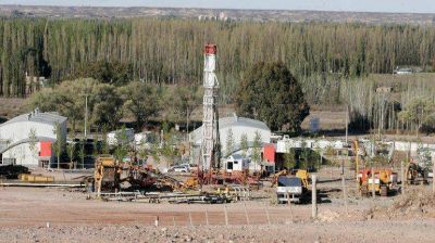 Vaca Muerta no muere: van por una facultad petrolera