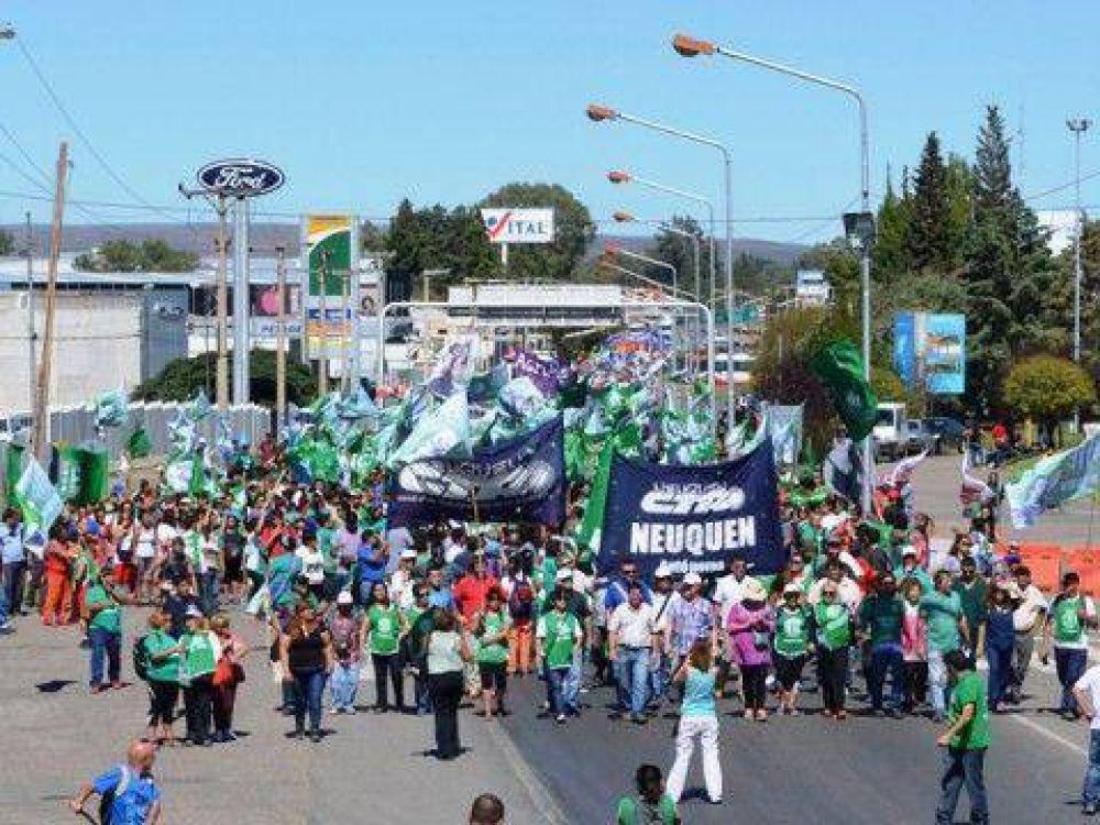 Gremios desafiaron con contundente piquete