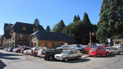 Instalar�n una plaza en el estacionamiento del Concejo municipal