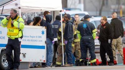 Al menos cuatro muertos y m�s de 14 heridos en un tiroteo en Estados Unidos
