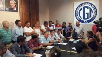 La oposici�n se abroquela y habla de �avasallamiento de derechos laborales�