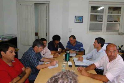 Salarios: los gremios rechazaron la propuesta del Ejecutivo