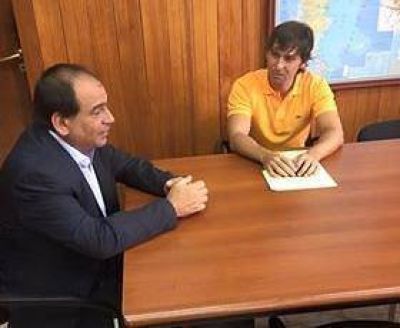 El bicidiputado pidi� la creaci�n de una ciclov�a que una Met�n con Rosario de la Frontera