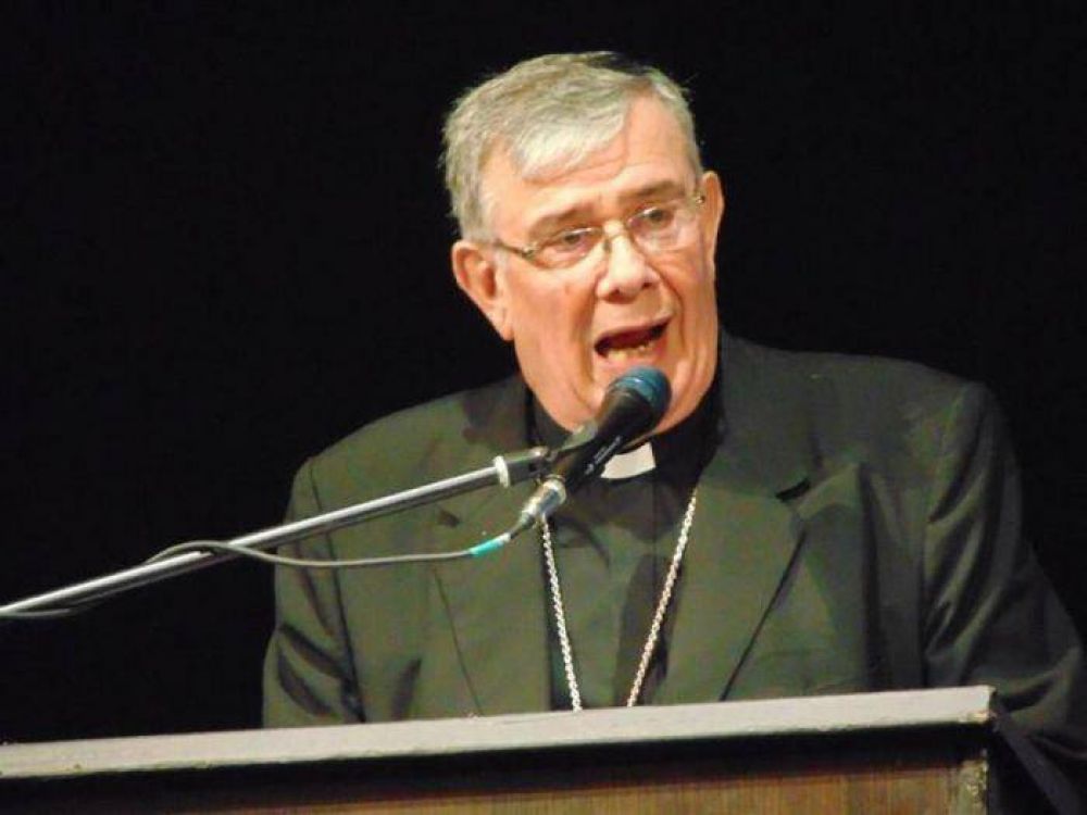Mons. Zecca: “Necesitamos una política educativa eclesial”
