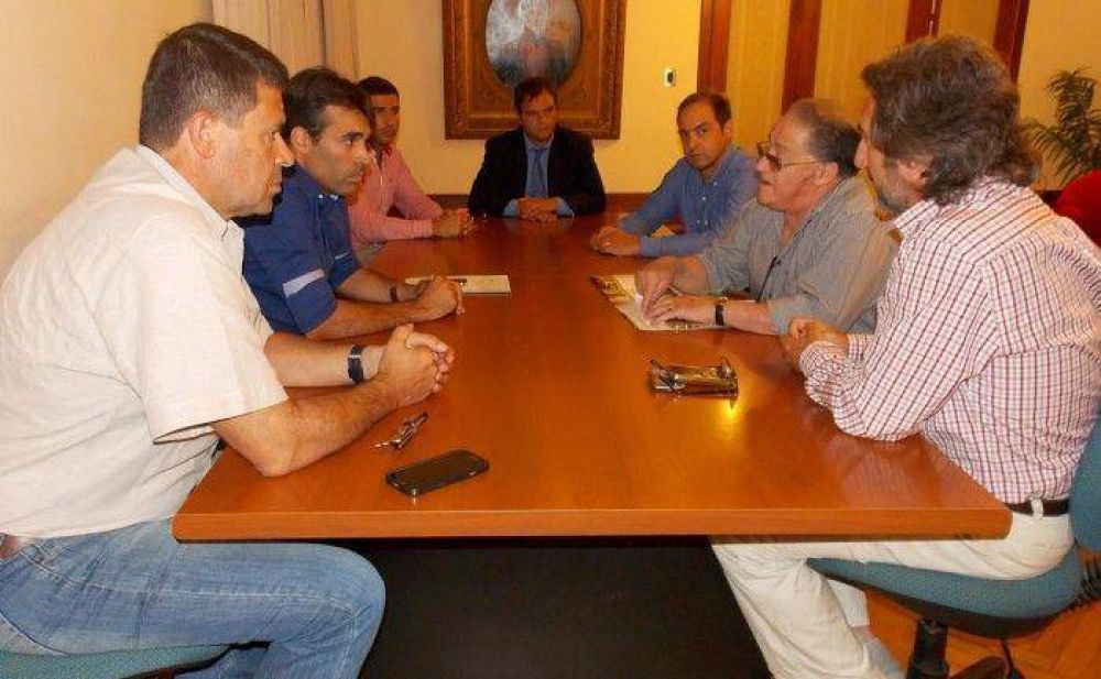 VILCHEZ: �NO HABR� TARIFAZO�
