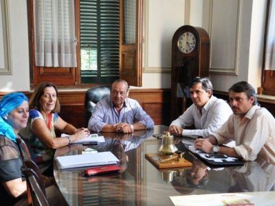 Con agenda abierta, el kirchnerismo se reuni� con S�nchez