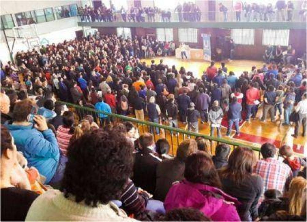 Convocan a consensuar modificaci�n del puntaje para acceder a la tierra