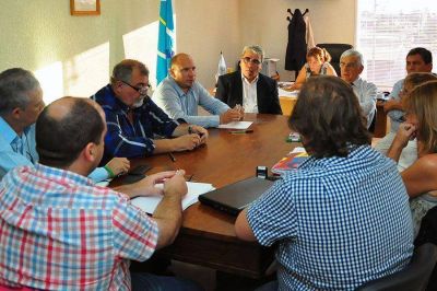 Paritarias: Gobierno y ATECh continuaban el di�logo
