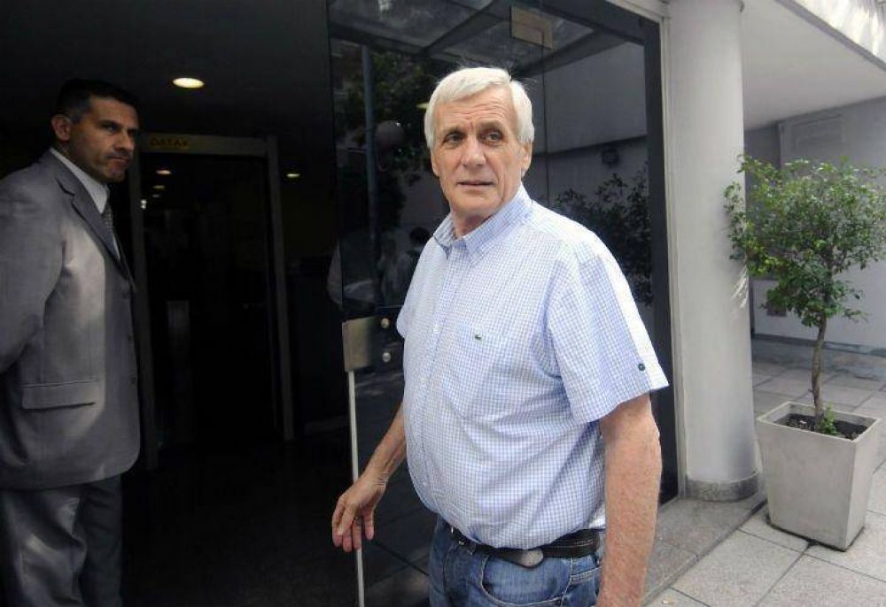 Cal� proyect� una inflaci�n de 42 por ciento y reclama paritarias cada tres meses