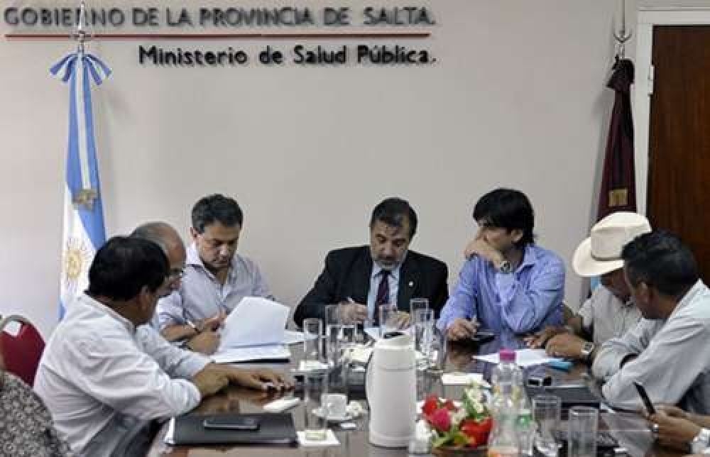 En Salta, todos los gremios de salud acordaron el incremento salarial del 25%