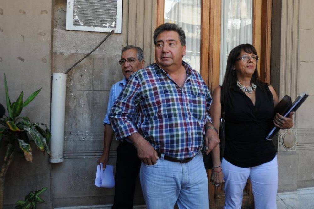Aun sin acuerdo, el PE conf�a en que comenzar�n las clases