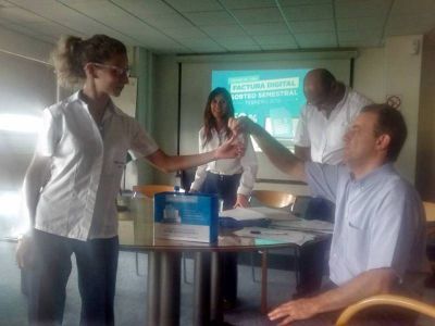 La dirigente de Suteba, Zulema Casanova, se mostr� con cautela con respecto a lo que este s�bado los gremios docentes pueden llegar a resolver en relaci�n a la oferta salarial que realiz� la Provincia.