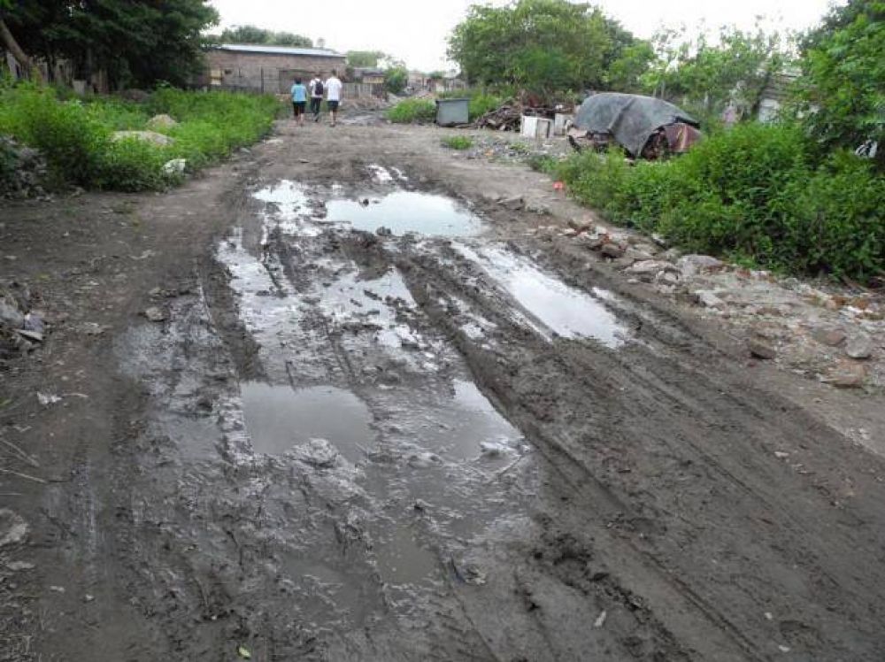 Despedidos del Promeba dicen que las obras est�n paralizadas