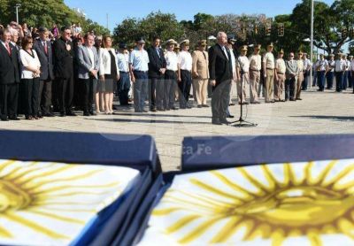 �Santa Fe es punto de referencia para el pa�s que debemos construir�